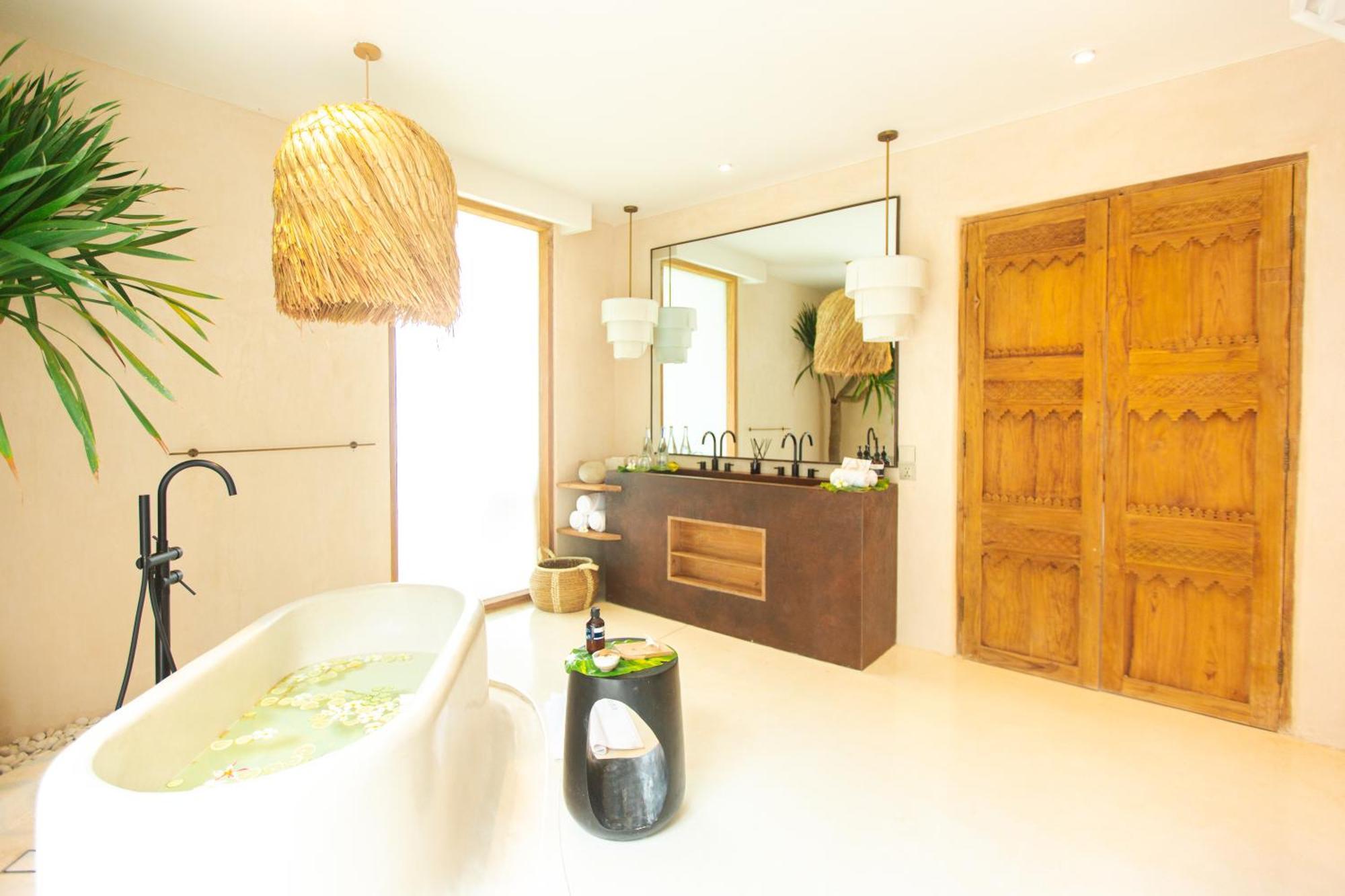 Oshom Bali At Nuanu Creative City Tabanan  Room photo